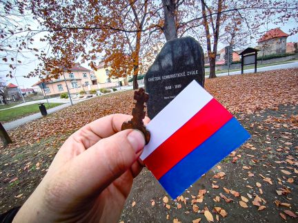 Co víme o 17. listopadu aneb Dítě devadesátek versus sametový kvíz