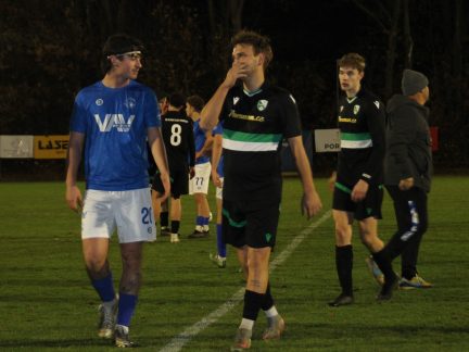 Fotbal: Krumlov padl v derby. Hluboké pomohla minela brankáře, končila exhibičně 