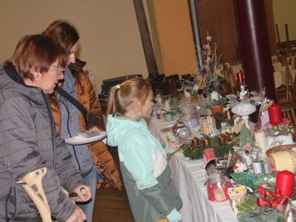 V Květuši pořádají prodejní výstavu, lidé na ni mohou zavítat i v sobotu