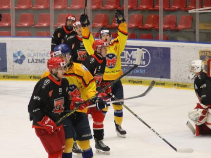 Hokej: Lev zavelel k výhře. S jistým Maříkem v zádech junioři porazili Mountfield