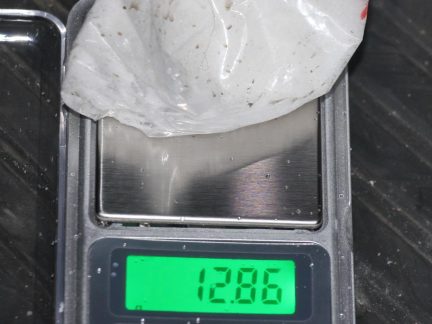 Série vloupání i krádež auta. Řádění recidivisty v Jihočeském kraji skončilo