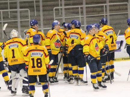 Hokej: Dannyho parťáci vyloupili Prahu a jsou v osmičce. Na Mikuláše se Zlínem