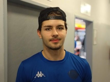 Hokej: Vyladit formu a pomoci juniorce do osmičky. Dva úkoly Matyáše Humeníka