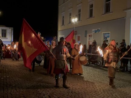Vstupenky na Táborská setkání nezdraží. Na akci vystoupí mimo jiné kapela Doctor Victor