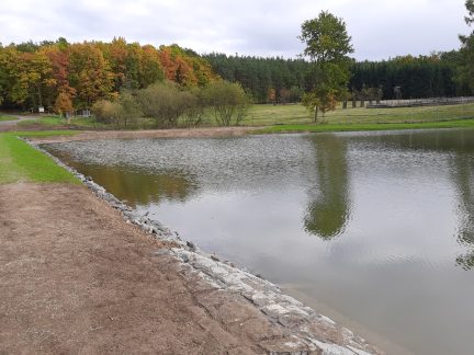 Sezimovo Ústí obnovilo zmizelý rybníček u hájovny Nechyba