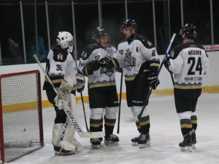 Hokej: Michálek překonal zranění a chválí tým. Ví, že puk někdy pohltí hlubocká tma