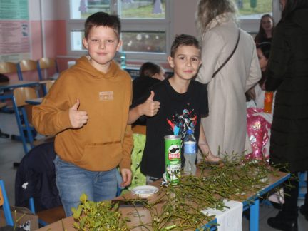 Na jarmarku 2. základní školy v Milevsku vystoupili i učitelé. Novinkou byly chovatelské ukázky