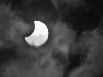 Ve hvězdárně můžete dnes pozorovat Slunce. Začíná astronomická zima