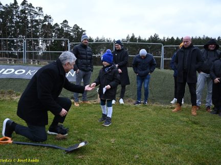 Tradiční sázení šupiny na Soukeníku doprovodilo zajímavé prohlášení zakladatele tradice. Na akci dorazil i nový ředitel Táborský