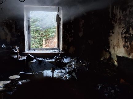 V rodinném domě v Dírné shořela kuchyně