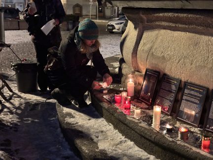 Noc důstojnosti: Na Žižkově náměstí v Táboře uctili památku Doroty Šandorové