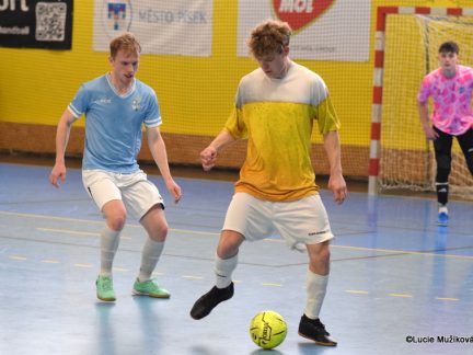 FUTSAL: Delfíni jedou beze ztráty, Masters předvedli parádní obrat