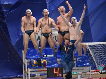 VIDEO: Strakoničtí dorostenci zapsali v domácí vodě dvě výhry. Dosáhnou i na třetí?