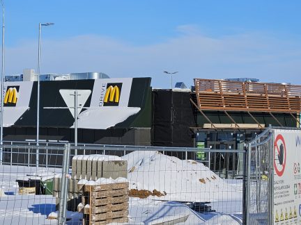 Třeboňský retail park přinese nejméně 130 pracovních míst. Místní obchodníci zastoupeni nebudou