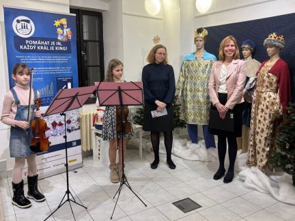 Tříkrálová sbírka pokračuje v Táboře výstavou v Galerii 140