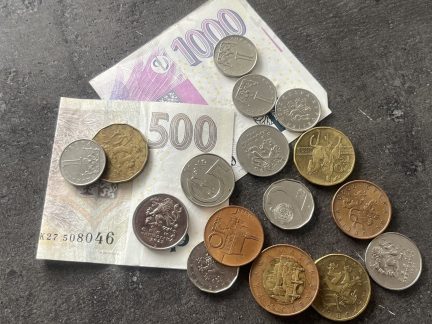 E.ON od ledna snížil ceny energií. Proč to někteří klienti nepoznali na zálohách?