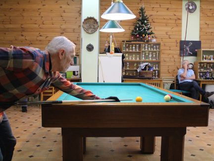 Tágo a tři koule. Novoroční karambol v Táboře přilákal špičku kraje, vítěz byl z Hradce