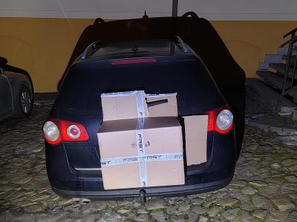 Řidič v Táboře zakryl registrační značku kartonem, na skenovací vůz strážníků ani tak nevyzrál