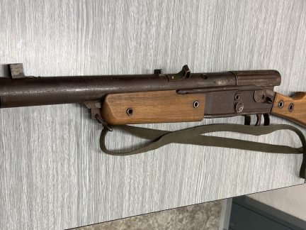 Při zbraňové amnestii přinesl člověk budějovickým policistům raritu. Zbraň v hodnotě kolem milionu