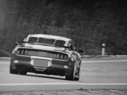 Pirát silnic v Mustangu se řítil po Jindřichohradecku téměř dvoustovkou. Přišel o řidičák