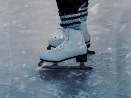 Tipy na víkendové akce na Písecku: Karetní turnaj, bruslení i karneval