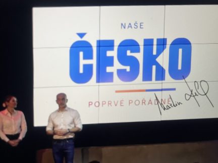 Naše Česko. Hejtman Kuba představil své nové hnutí