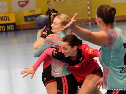 Házenkářky Písku si připsaly povinnou výhru