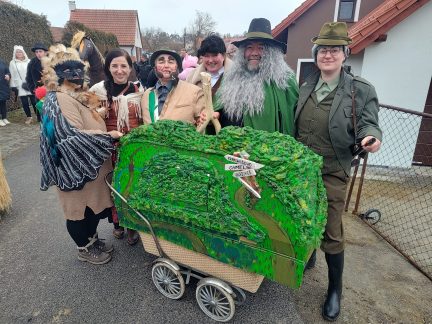 Masopust v Holašovicích znovu ožil. Letos se objevily i Valentýnky