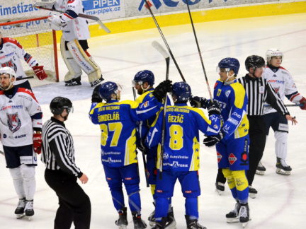 Kam za sportem: Hokejisté hostí suveréna soutěže