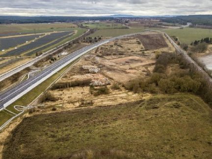 Obyvatelé Ševětína se znovu ptají na budoucnost průmyslové zóny Švamberk. Investor s obcí rok nejednal