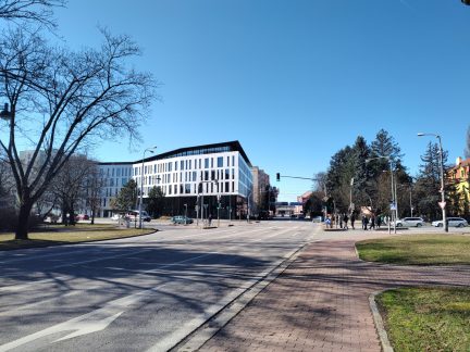 České Budějovice čekají dopravní omezení. Uzavírky zasáhnou hlavní tahy, dotknou se třetiny obyvatel