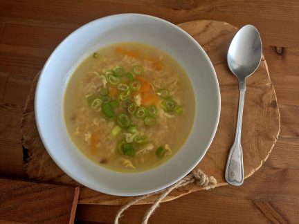 DOBROTY: Rychlá rýžová polévka s vejcem