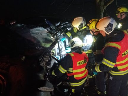 AKTUALIZOVÁNO: Tři vážné nehody se zraněním uzavřely silnice u Děbolína, Velešína a Temelína