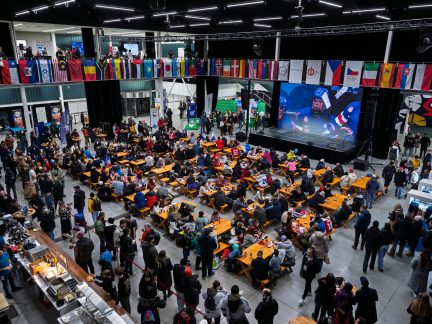 Olympijský festival přilákal 112 tisíc lidí. Část návštěvníků kritizovala bezhotovostní platby