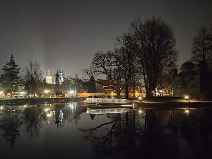 Na soutoku v Budějovicích se slavnostně rozsvítilo nové molo za zhruba 13 milionů korun