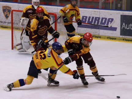 Hokej: Dorost Motoru vtrhl do bran čtvrtfinále. Dukle nedovolil dát v předkole ani gól