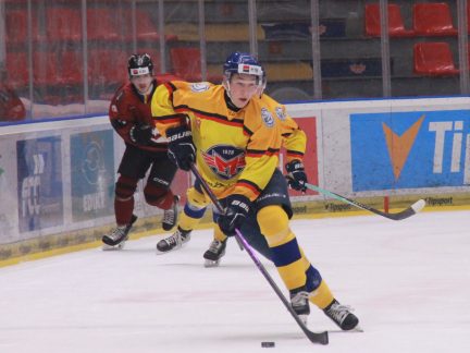 Hokej: Junioři Motoru začnou v Boleslavi čtvrtfinále. Dorost má s Vary mečbol