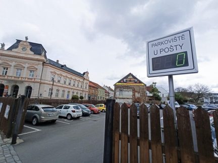 V Písku dramaticky narostl počet dopravních přestupků. Parkovací anarchie, říká starosta