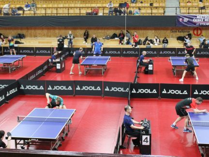Stolní tenis: Budějovické MČR vrcholí bez Jančaříka. Zdena Blašková zpátky v rodném kraji pracuje na obhajobě 