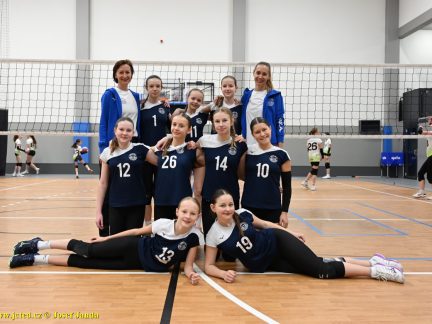 VIDEO: Volejbalistky Tábora U14 obsadily na domácím republikovém turnaji 4. místo