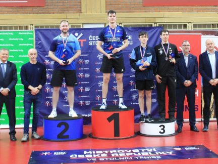 Stolní tenis: Buldok Reitšpies na jihu obhájil titul. Ve finále přehrál Širučka