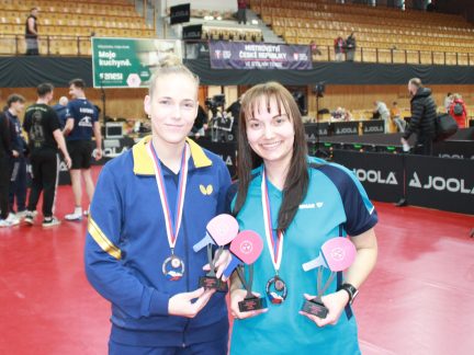 Stolní tenis: Tvář mistrovství cítila velkou nervozitu, ale medaili má. Bronzovou