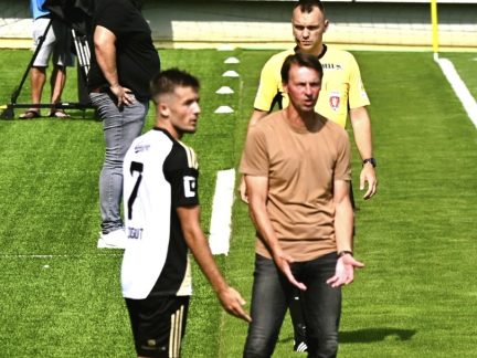 Dostal Samuel Šigut sto tisíc na ruku za odchod z Českých Budějovic?