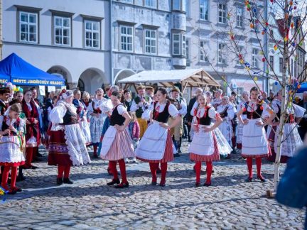 Velikonoční veselice v Jindřichově Hradci přivítá jaro průvodem i bohatým programem