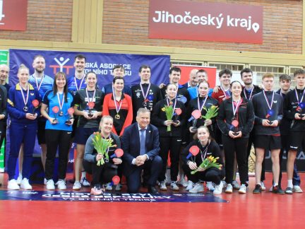 Stolní tenis: Čertík Morávek sršel energií, obrat turnaje ale ukázal stříbrný Širuček