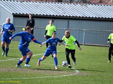VIDEO: Fotbalistky Táborska naložily Buku bůra. Ve druhé půli už hra upadla
