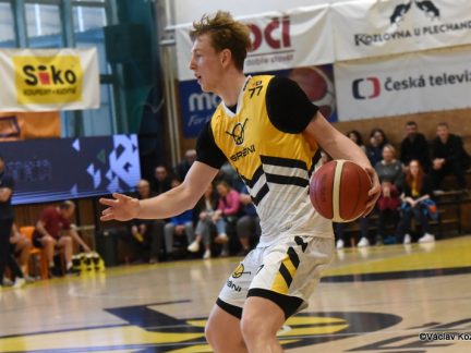 V Písku se zase hrála óda na basketbalovou radost