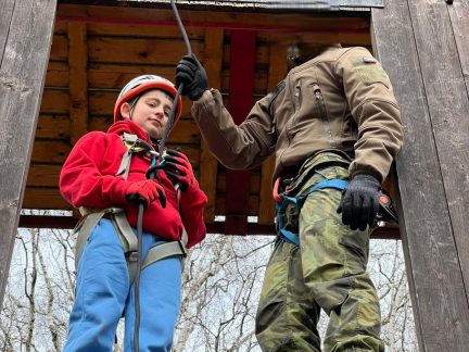 Mladí vodní záchranáři trénovali lanové techniky v Českých Budějovicích