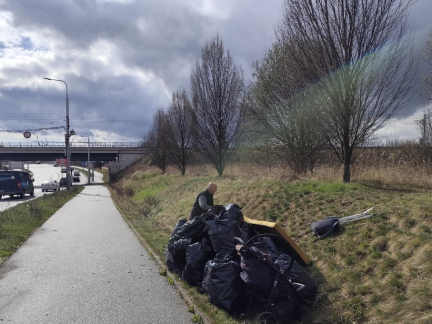 Budějovice uklízeli i lidé bez domova