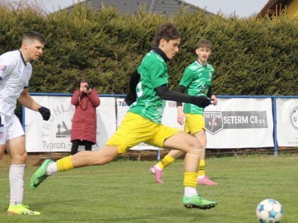 Fotbal: První budíček s Mladým nepomohl. Černý Dub prožívá ospalý start do jara